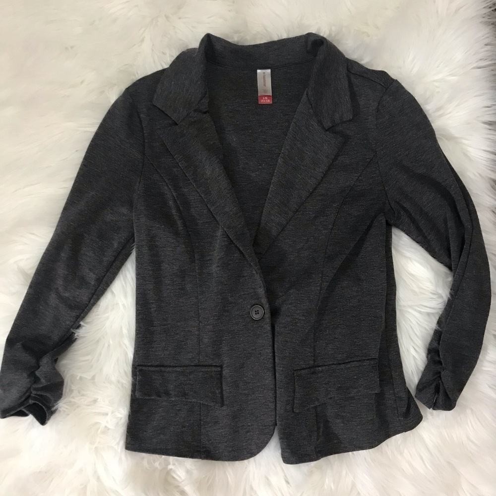 No Boundaries Women’s Gray Blazer
